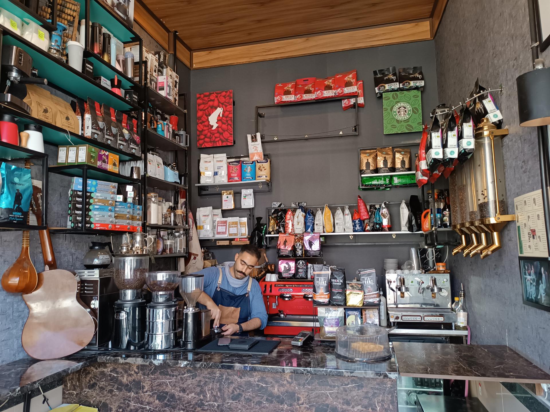 فروشگاه دپو جان ببه تبریز چایکنار