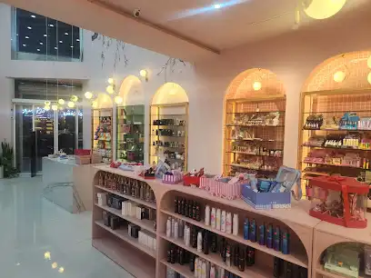 فروشگاه محصولات آرایشی و مراقبتی رنگدانه