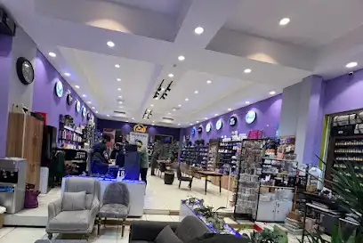 فروشگاه محصولات ناخن و مو و مژه قاصدک