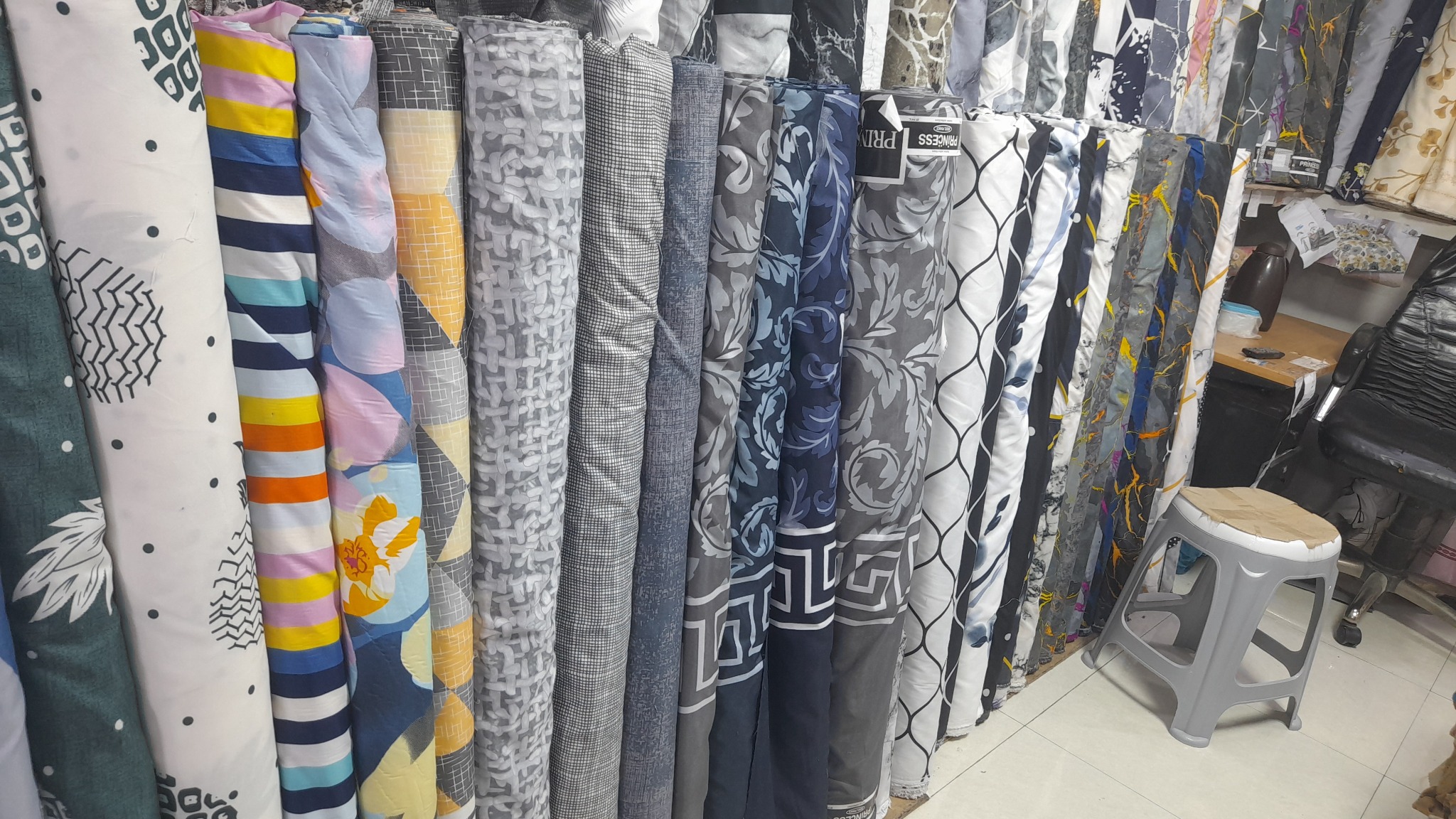 فروشگاه پارچه لیلی