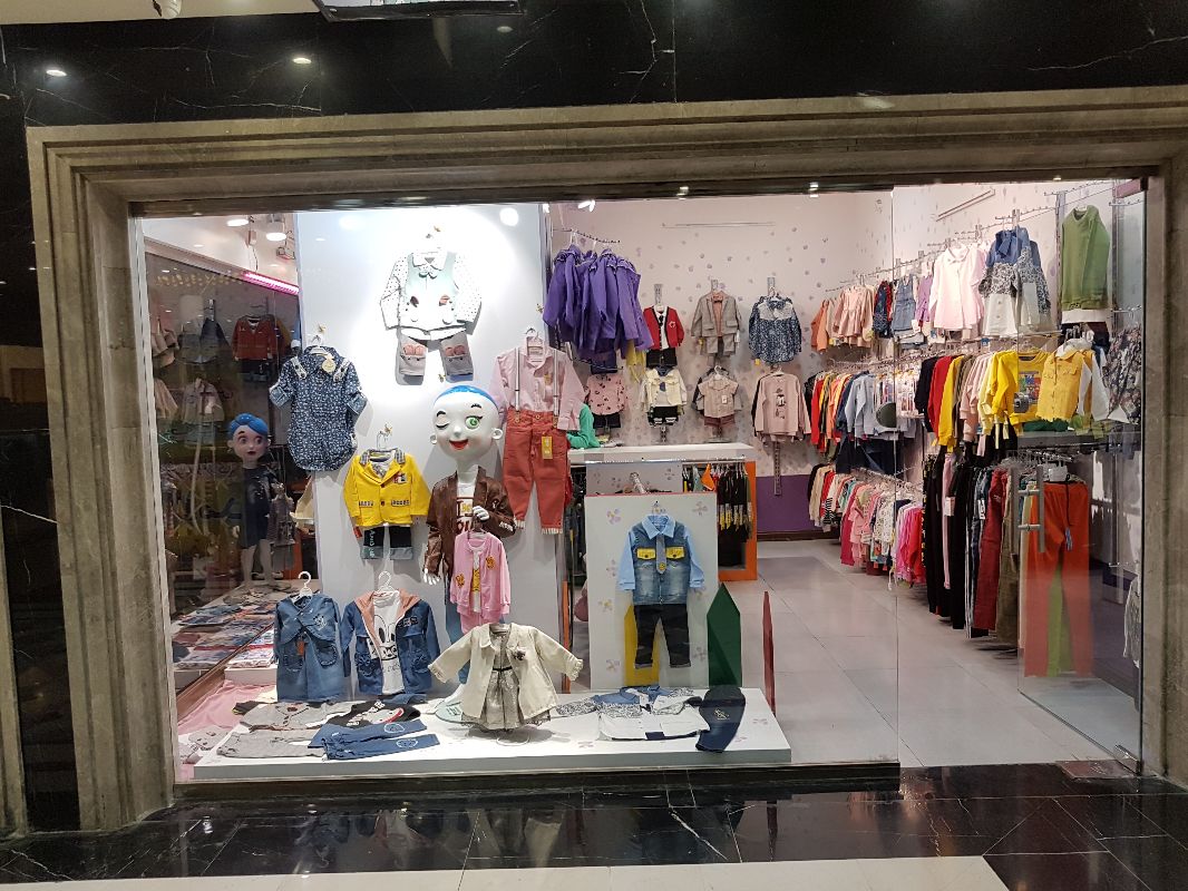 فروشگاه پوشاک بچگانه سنامد