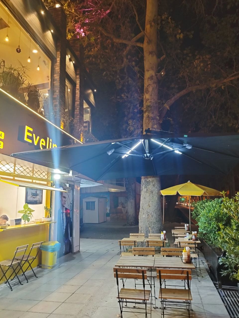 فست فود اِوِلین Evelin
