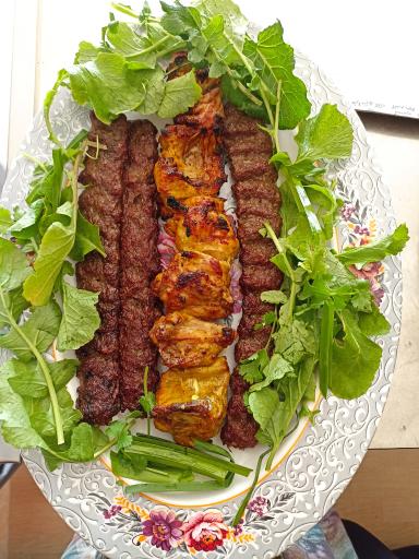 فست فود و کباب سرای مثلث
