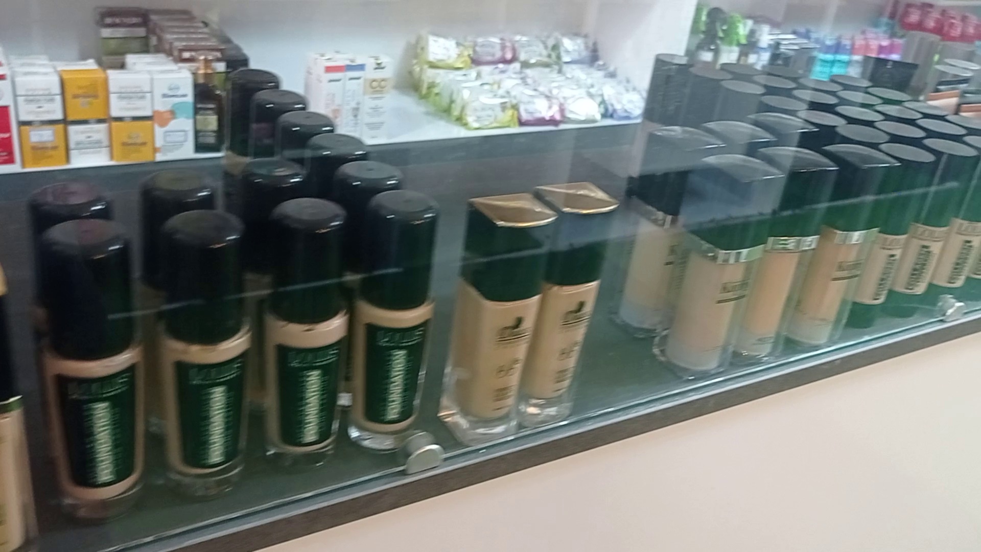 لوازم آرایشی و بهداشتی چیکا