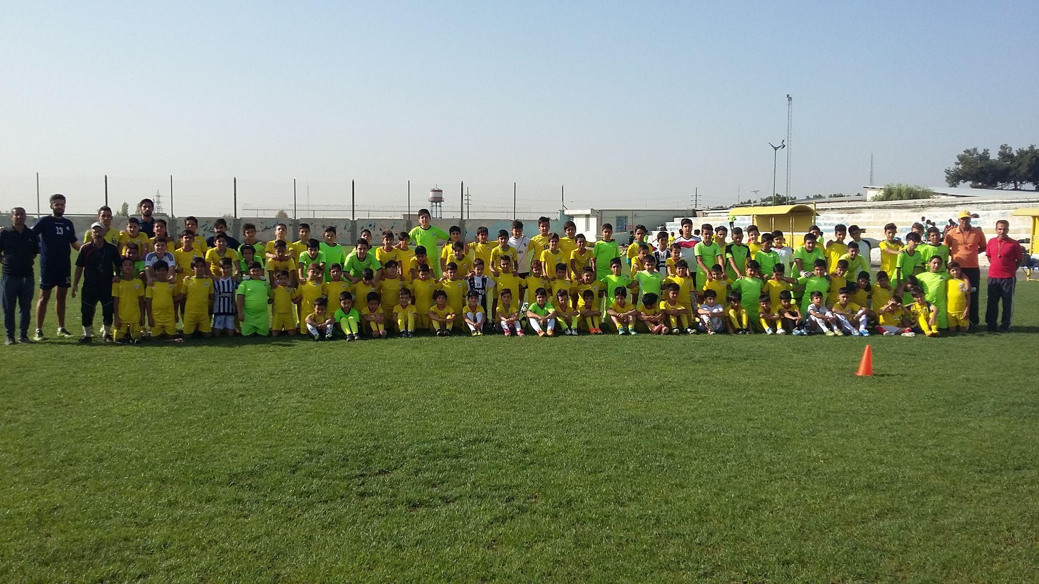 مدرسه فوتبال شهریار