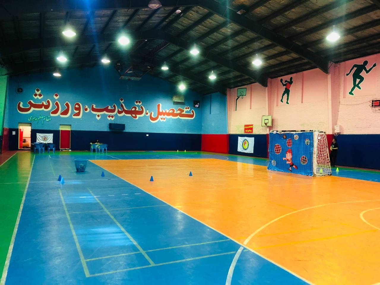 مدرسه هندبال شایستگان شهریار