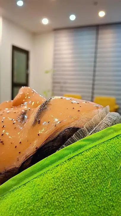 مراقبت پوست گلنوش اخلاقی