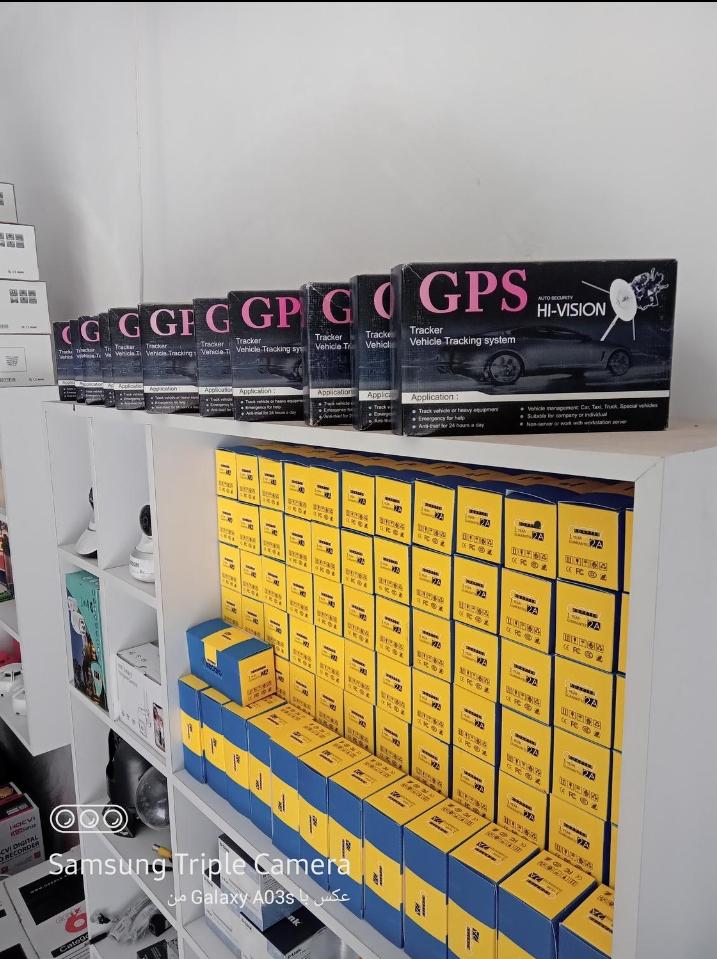مرکز ردیاب خودرو ( gps )