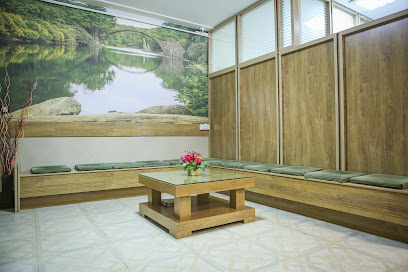 مرکز زیبایی دکتر راداخانیان