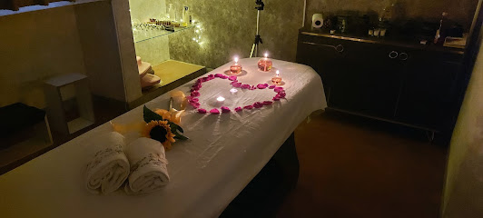 مرکز ماساژایلیاسمنان