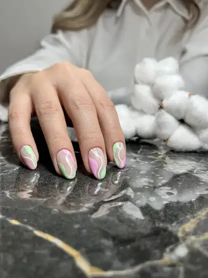 مرکز کاشت ناخن ساجده