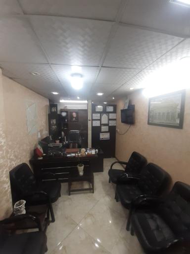 مشاور املاک حلیمی