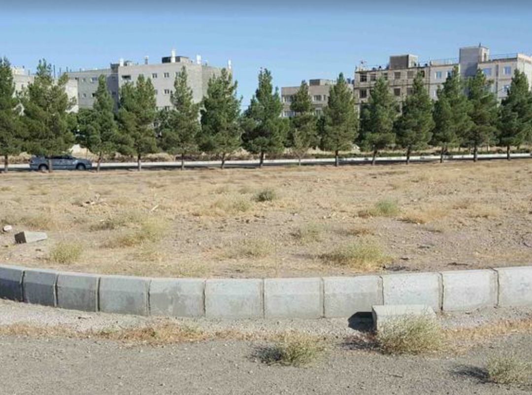 مشاور املاک طوطیان