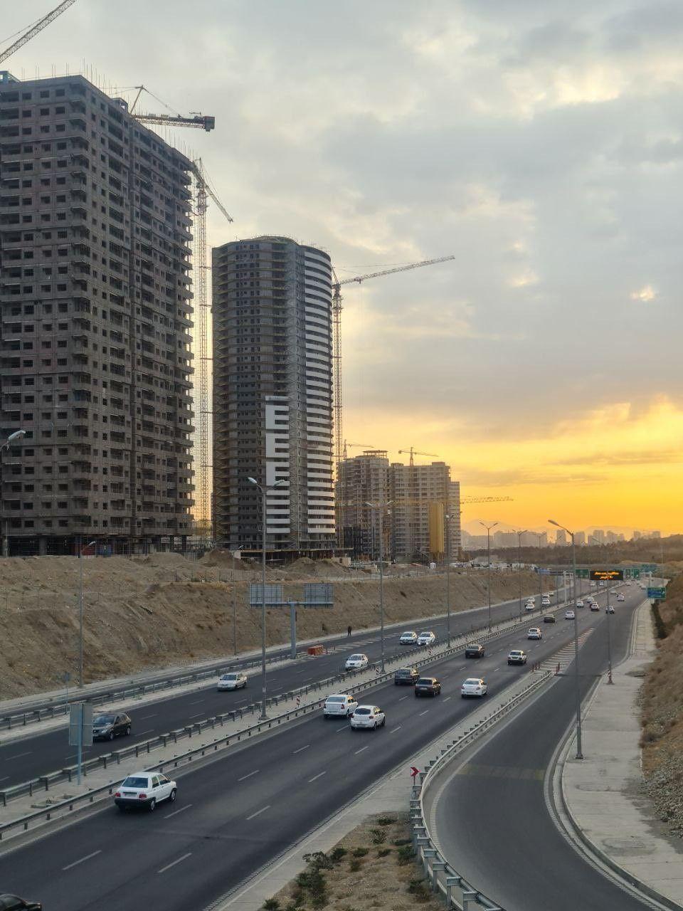 مشاورین املاک آینده