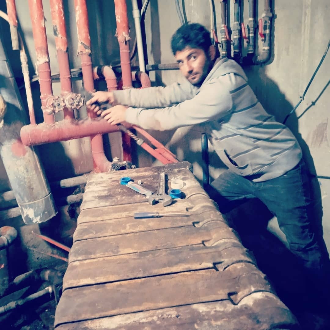 مهدی بی کس