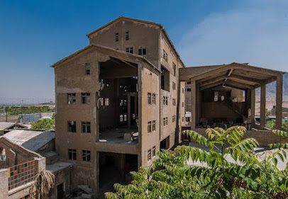 موزه ملی صنعت سیمان(کارخانه سیمان ری)