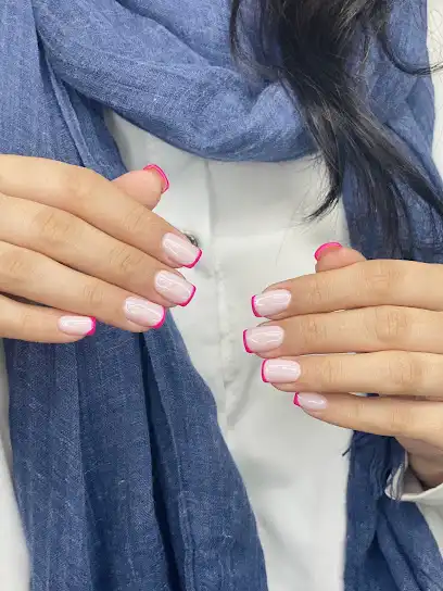 ناخنکار مژده رجوانی