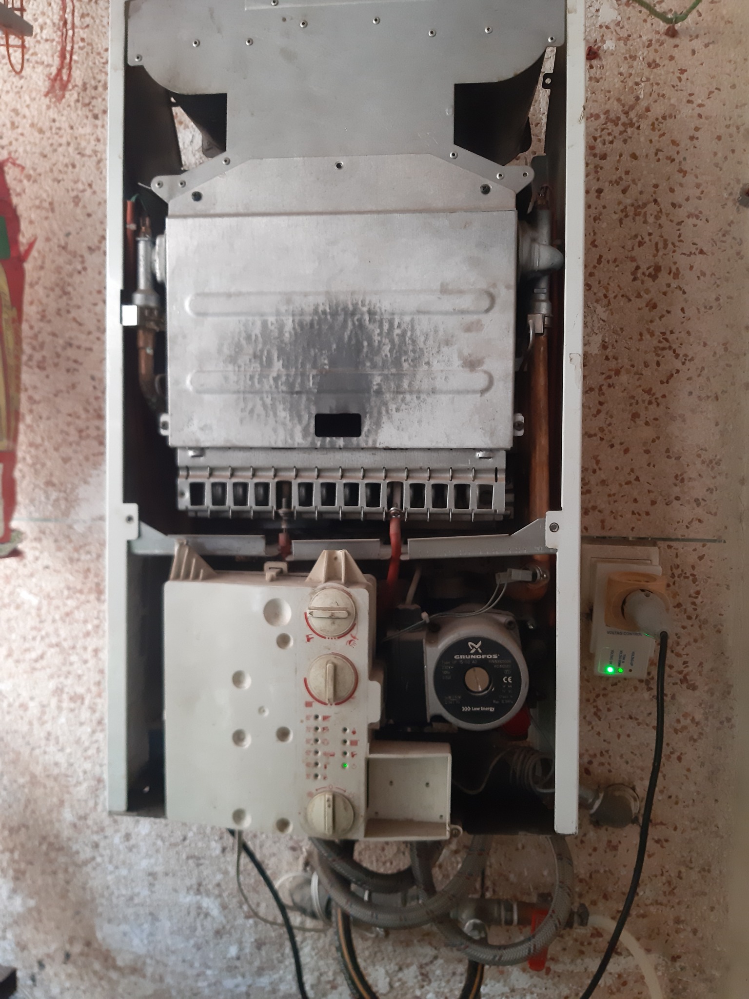 نصب و تعمیرات کولر گازی و پکیج عبدی