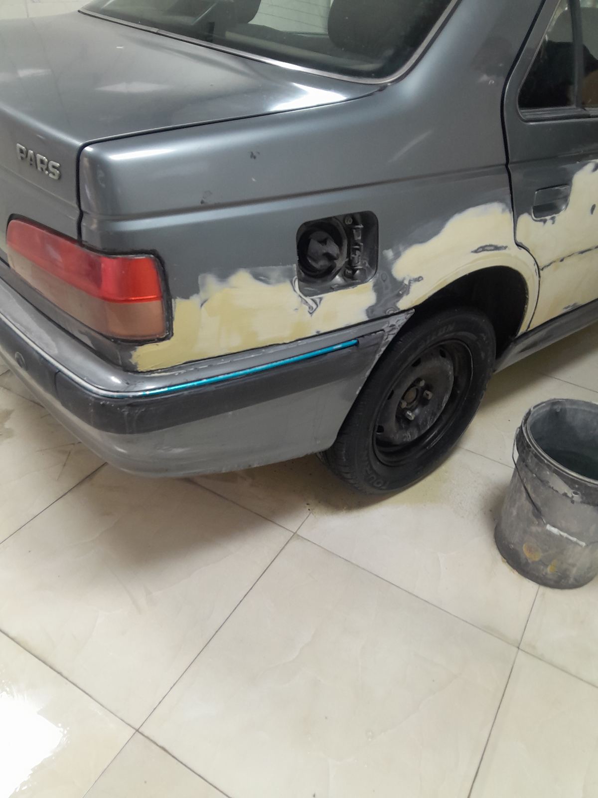 نقاش اتومبیل