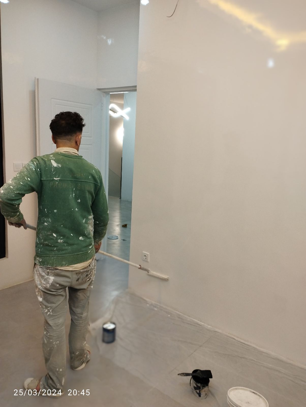 نقاشی ساختمان طاهری