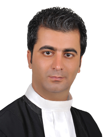 نیما زارع وکیل آبادی
