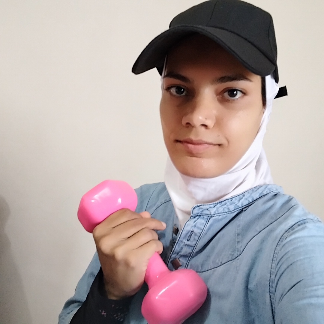 ورزش در خانه و باشگاه زیر نظر مربی متبحر