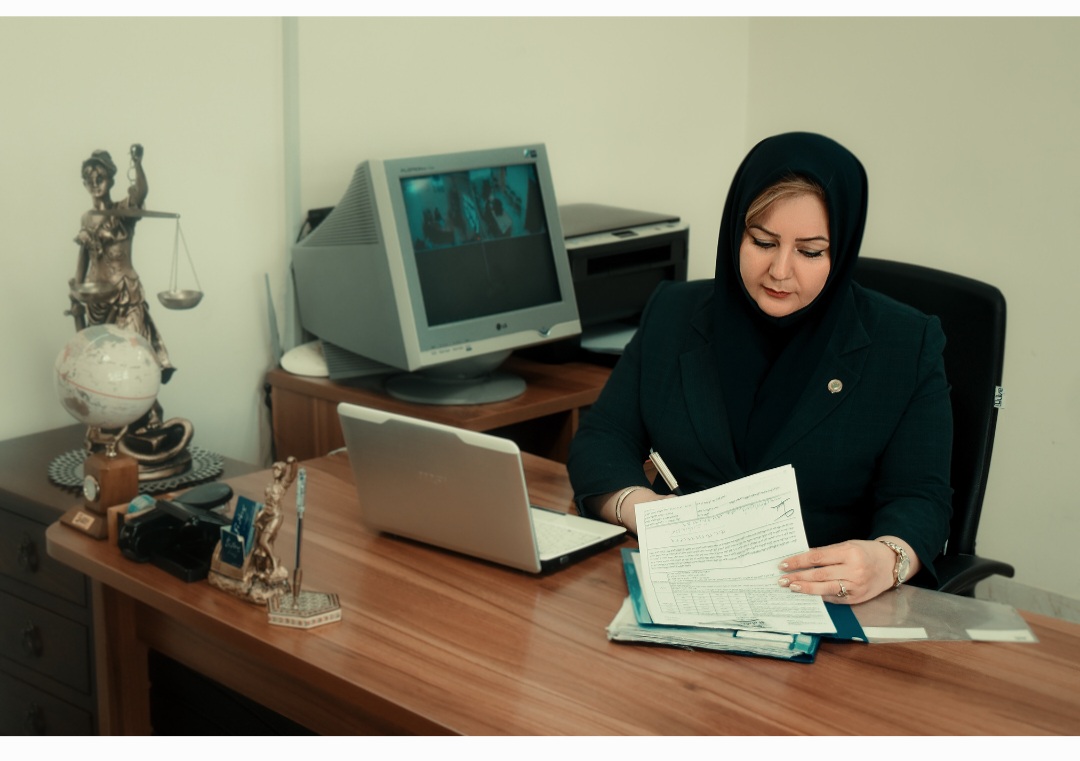 وکالت و مشاوره حقوقی سیده فاطمه توکلی