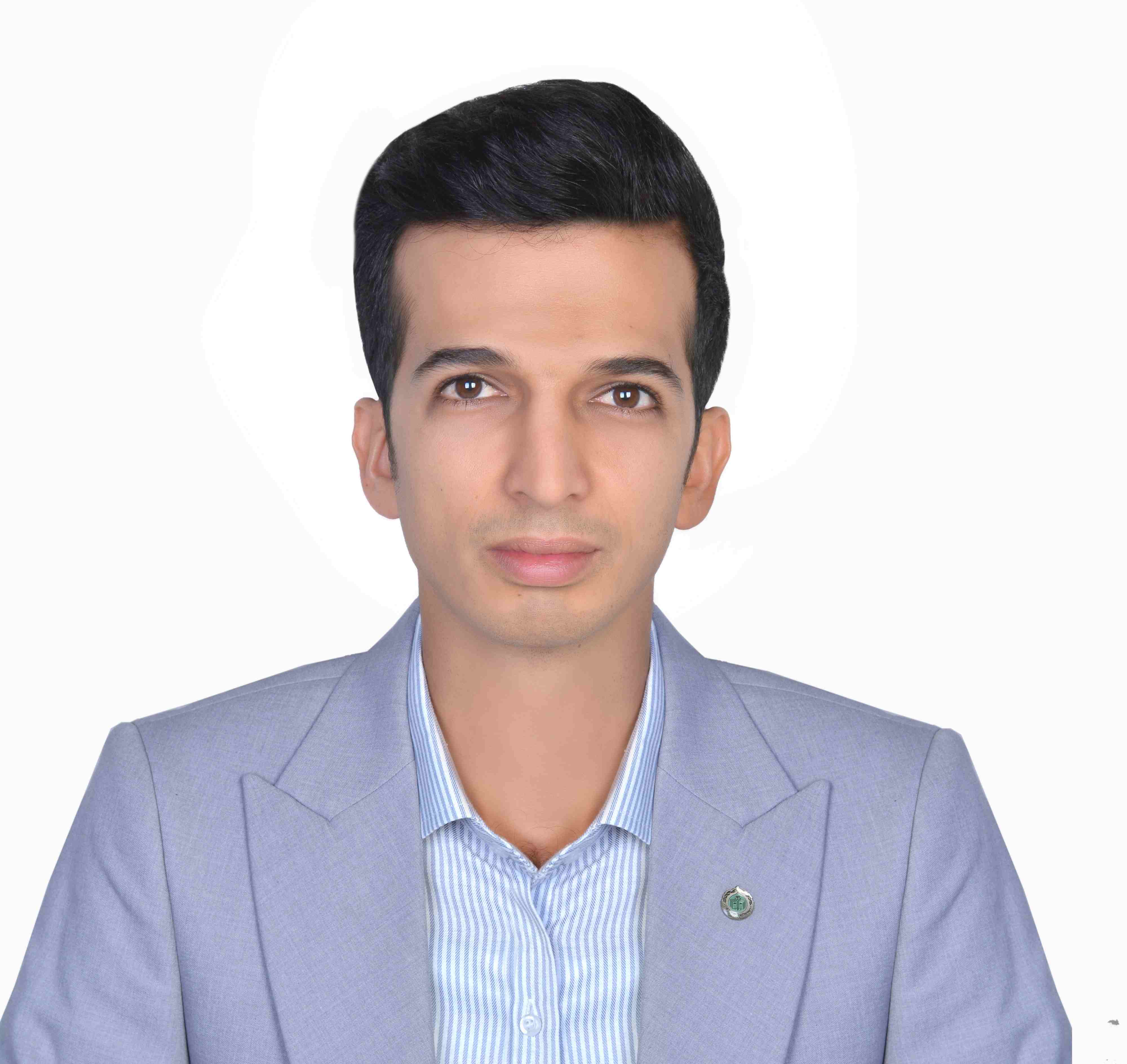وکیل احسان کاظم زاده
