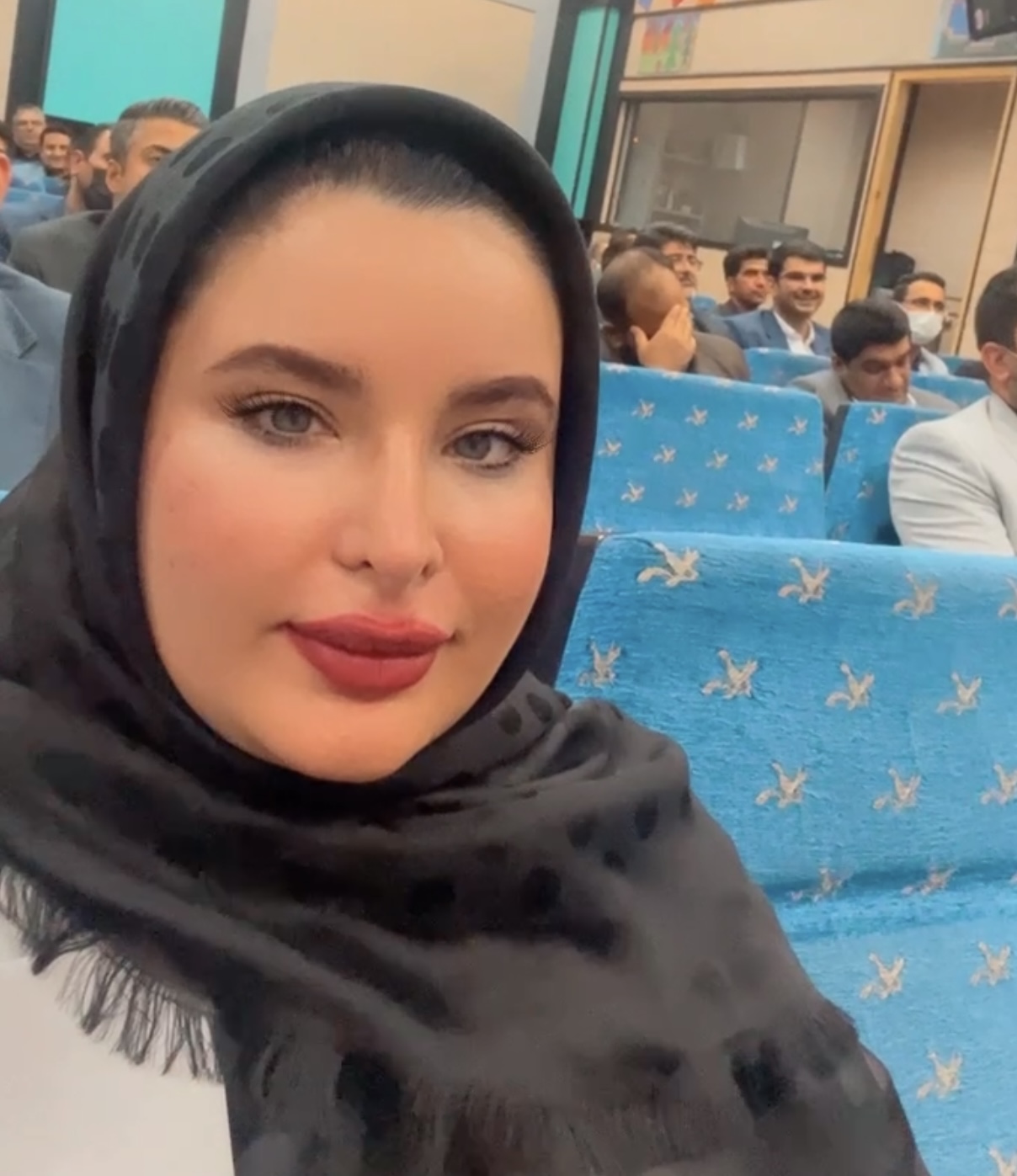وکیل آذین پارسا والا