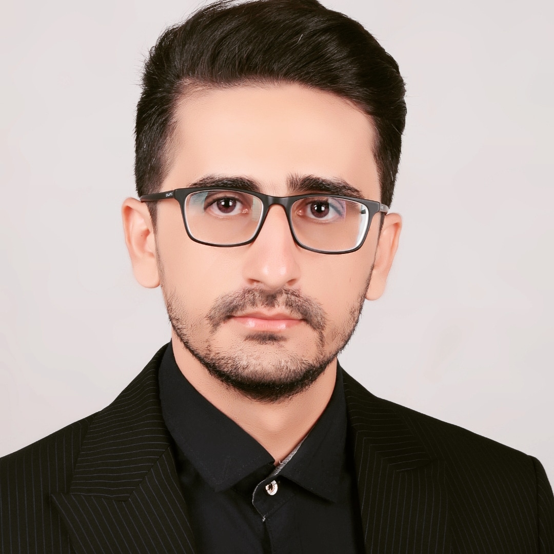 وکیل آرش دهقانی