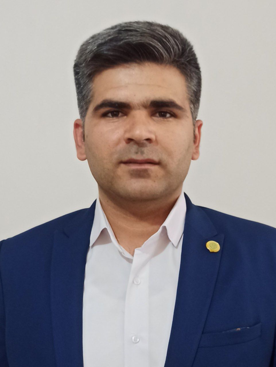 وکیل آرمین همتی اقدم