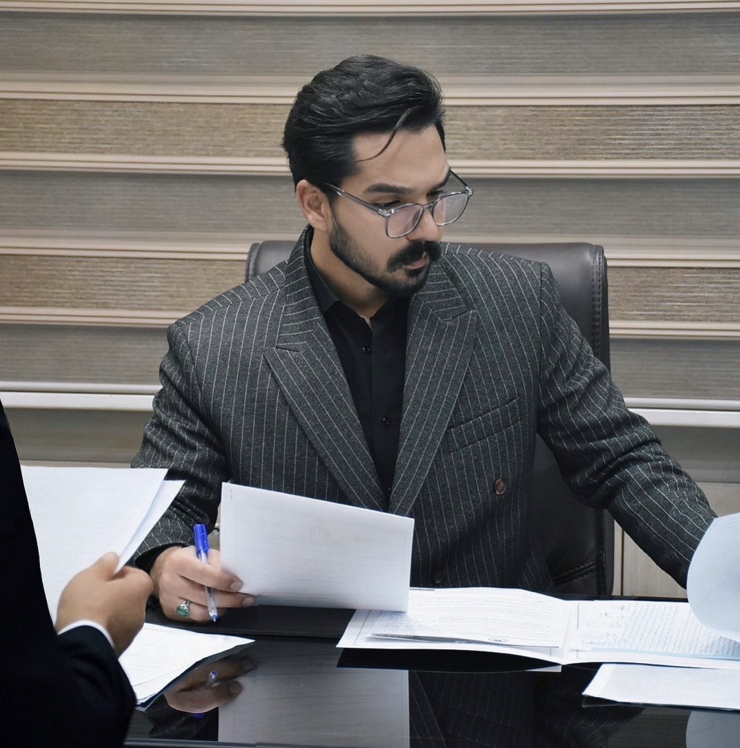 وکیل ارومیه ابوالحسن زاده