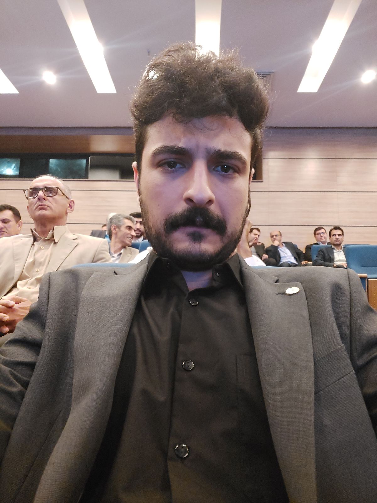 وکیل امیر حسین حسین زاده