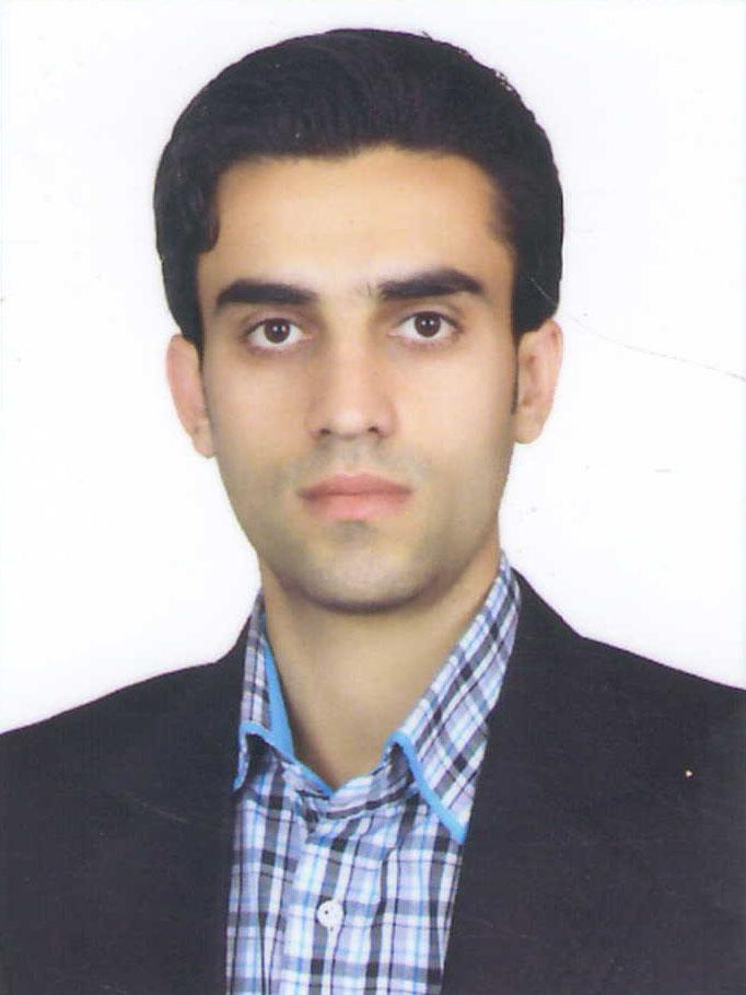 وکیل امیر پیش خورد