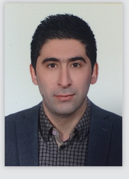 وکیل امین اکبری