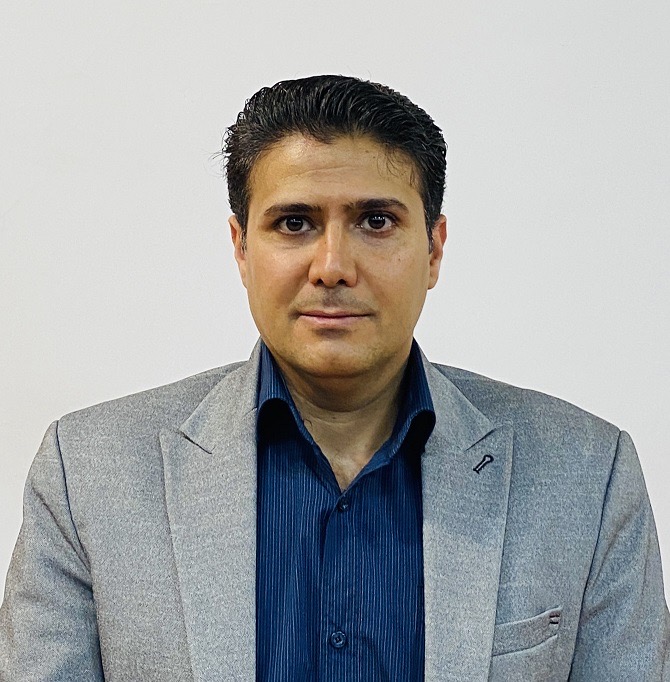 وکیل امین رستمی