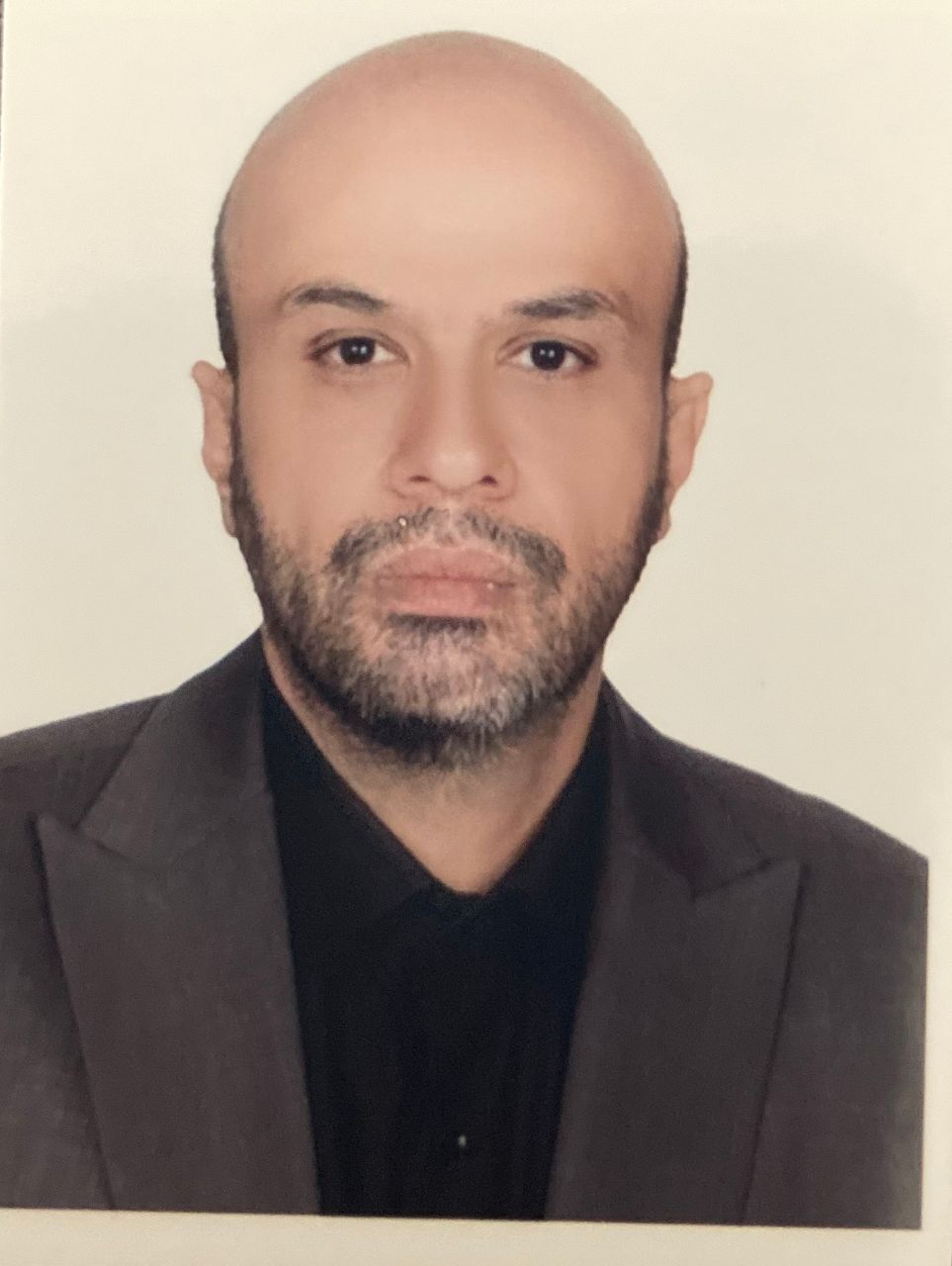 وکیل اکبر حاجی حسنی