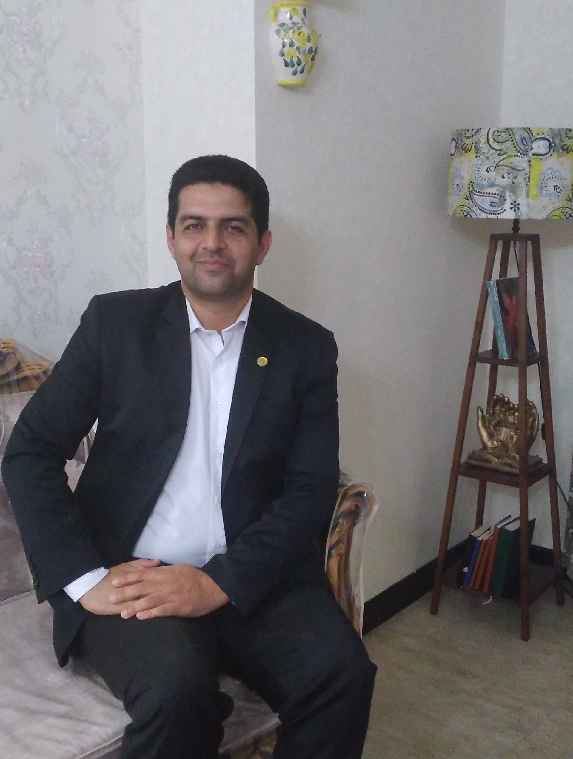 وکیل جواد گلشن