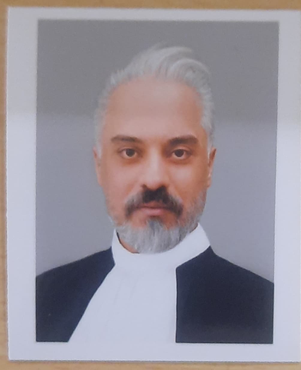 وکیل حسین جعفری