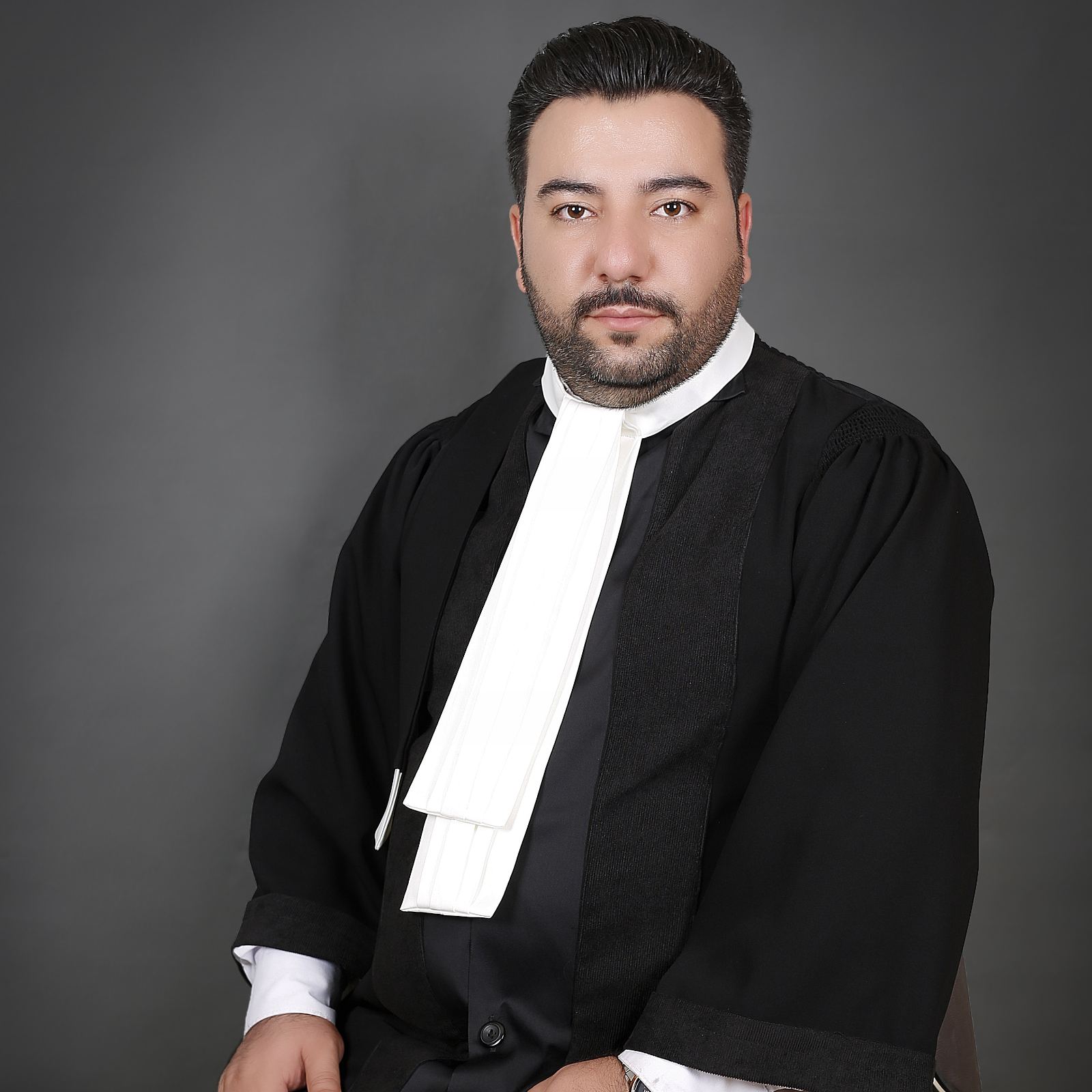 وکیل حسین سعادت