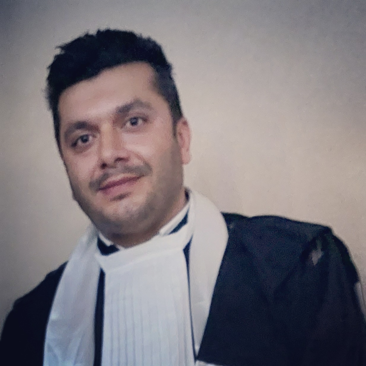 وکیل حسین مقدسی