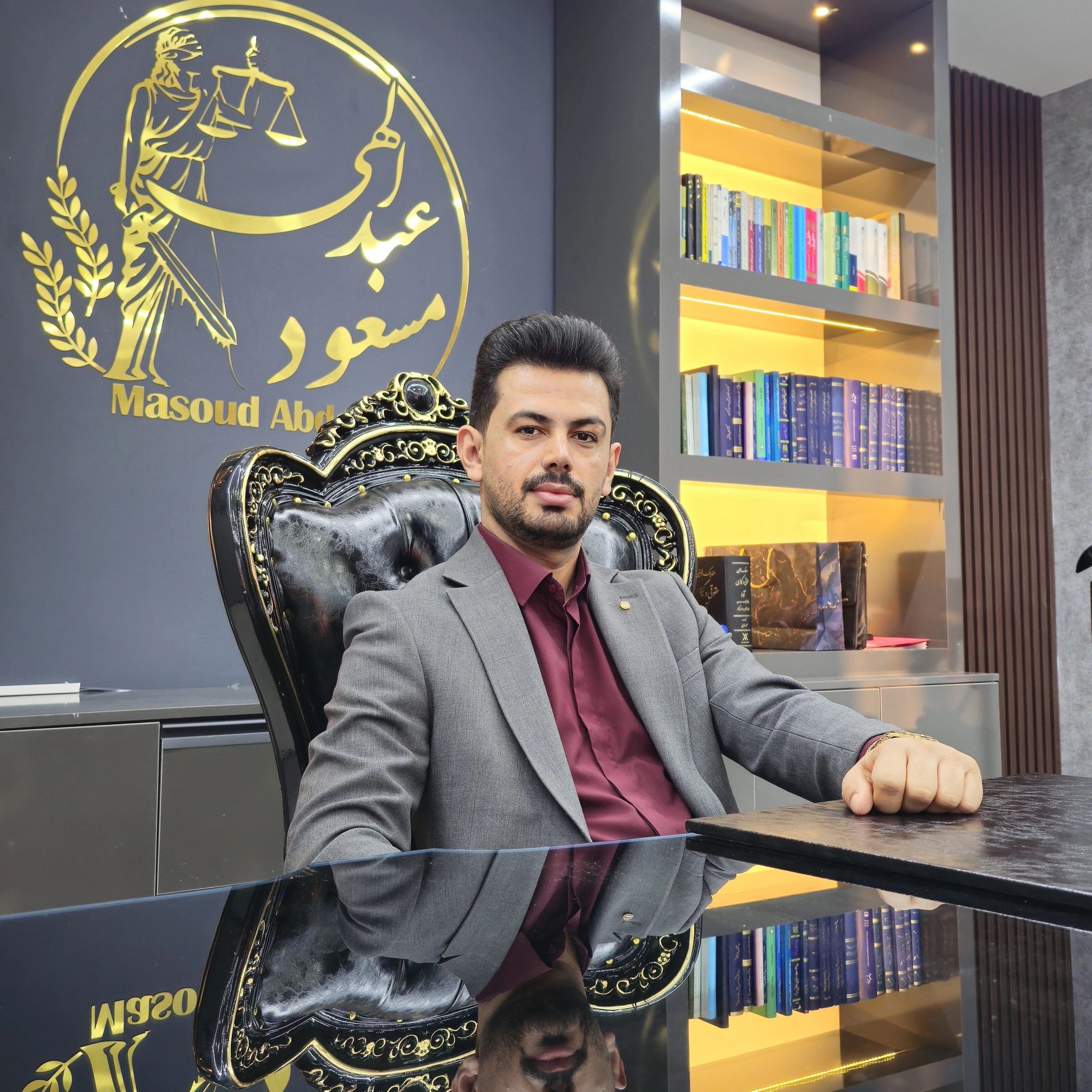 وکیل دادگستری