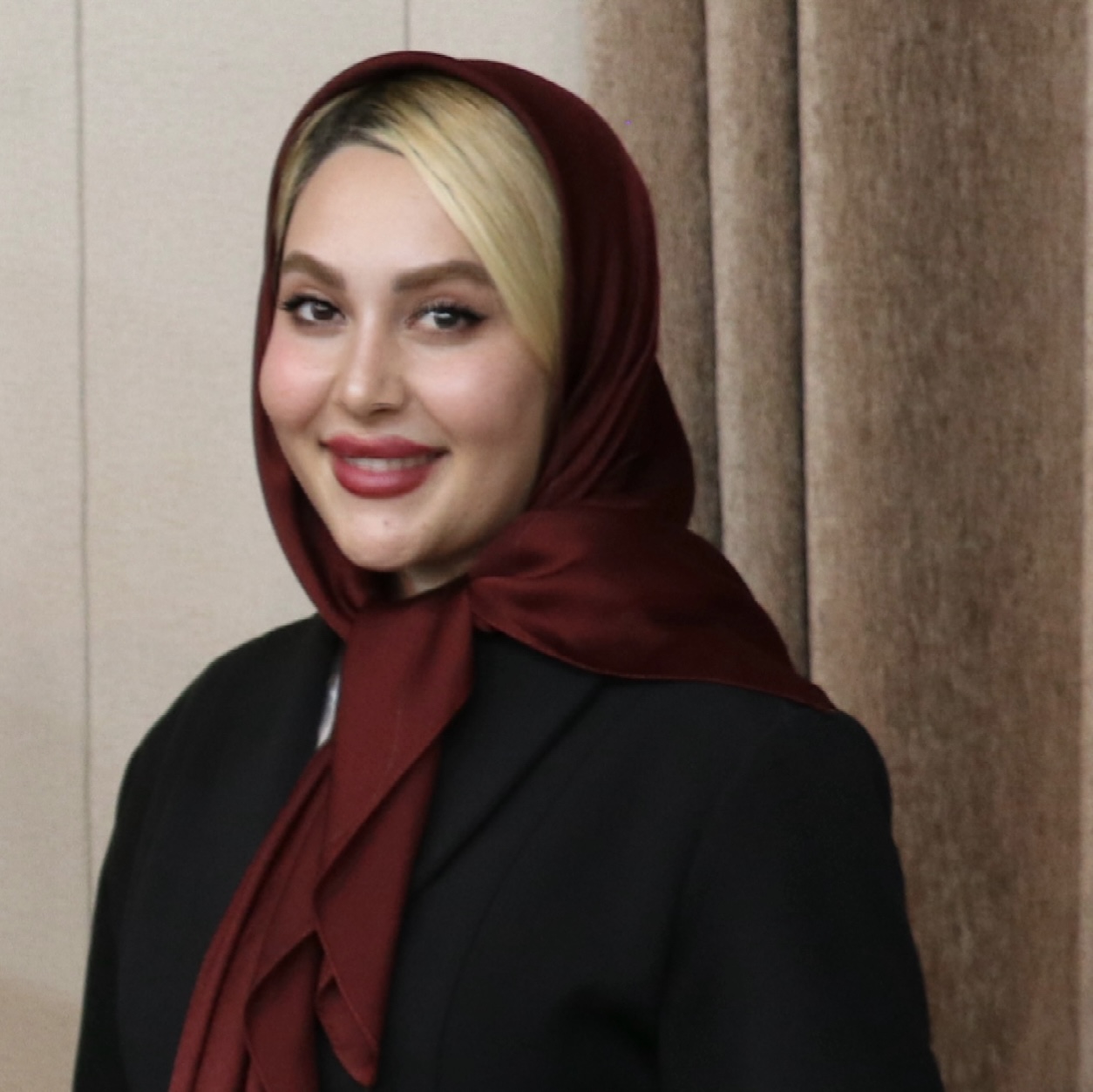 وکیل دادگستری و مشاور حقوقی زهرا صادقی