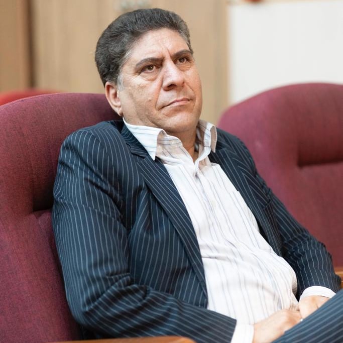 وکیل دادگستري وزین