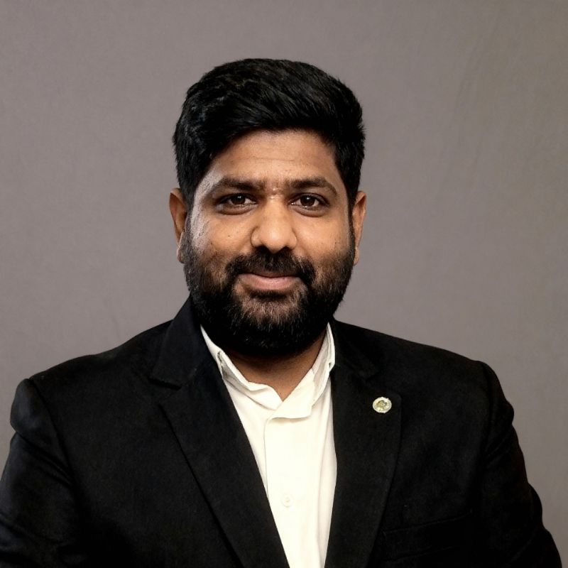 وکیل رضا حسین زاده یامی