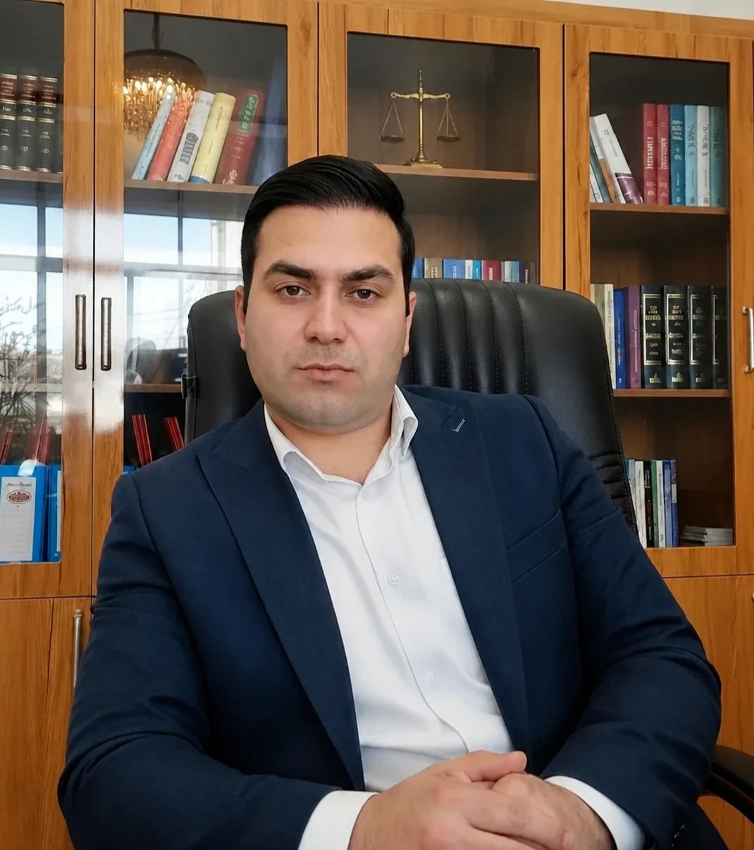 وکیل رضا محمدزاده