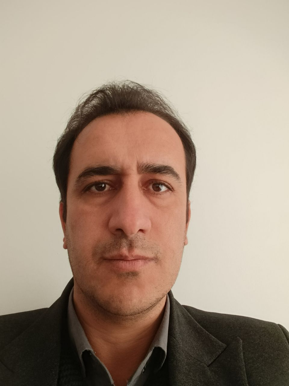 وکیل شاپور مهدوی