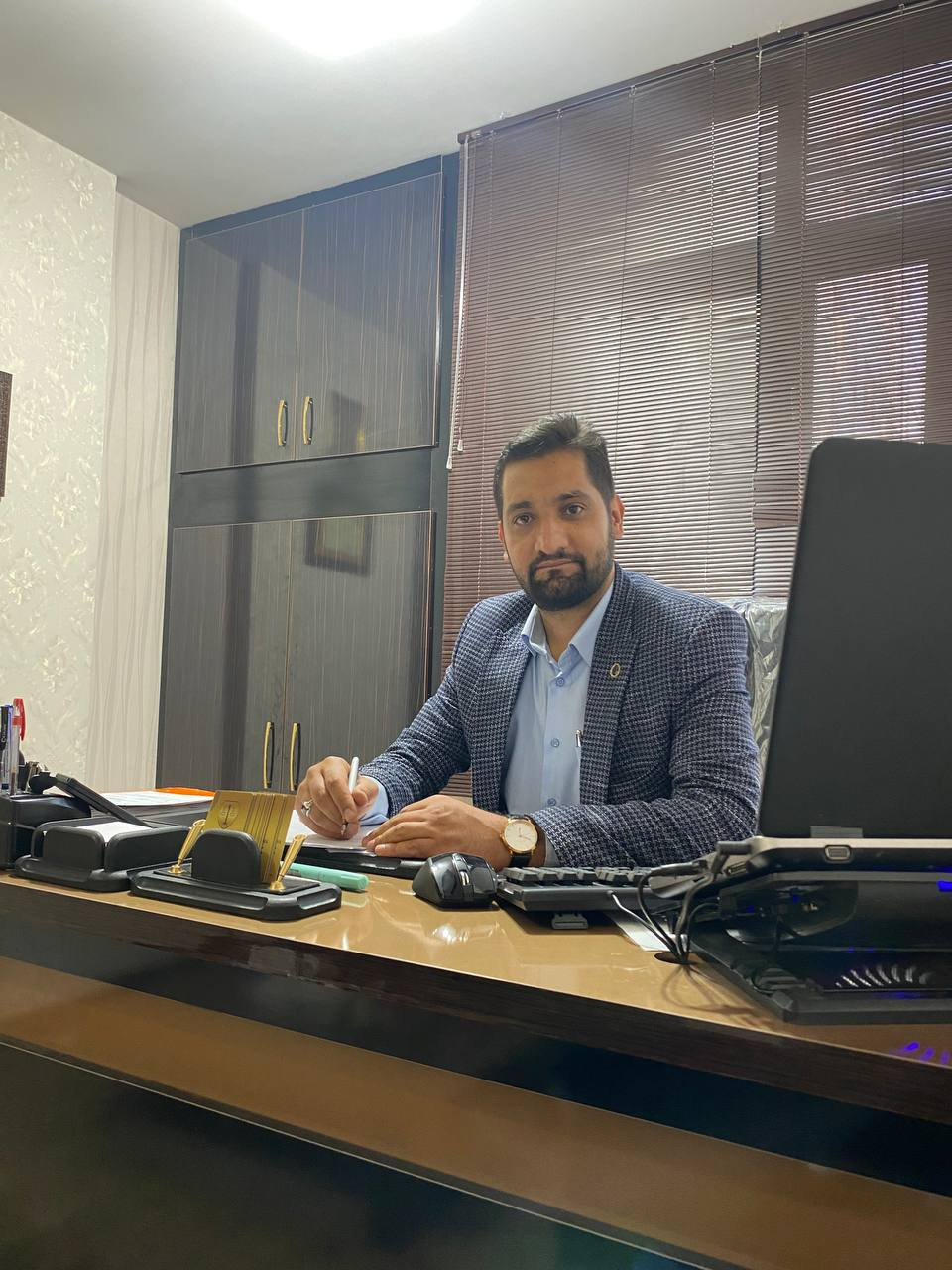 وکیل شهرکرد سید کاظم حسینی