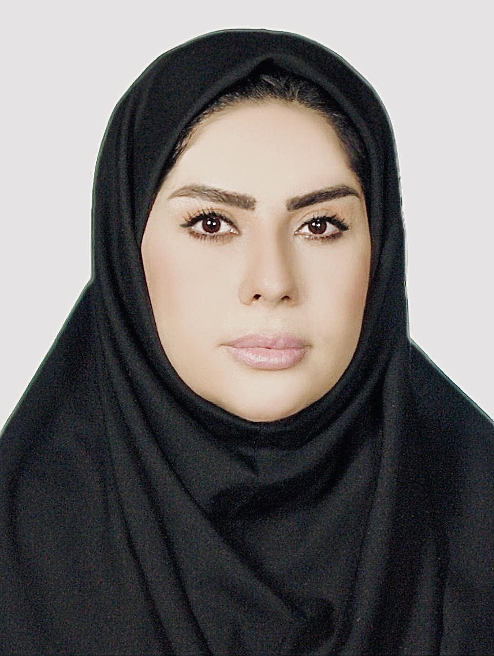 وکیل شیوا کریمی