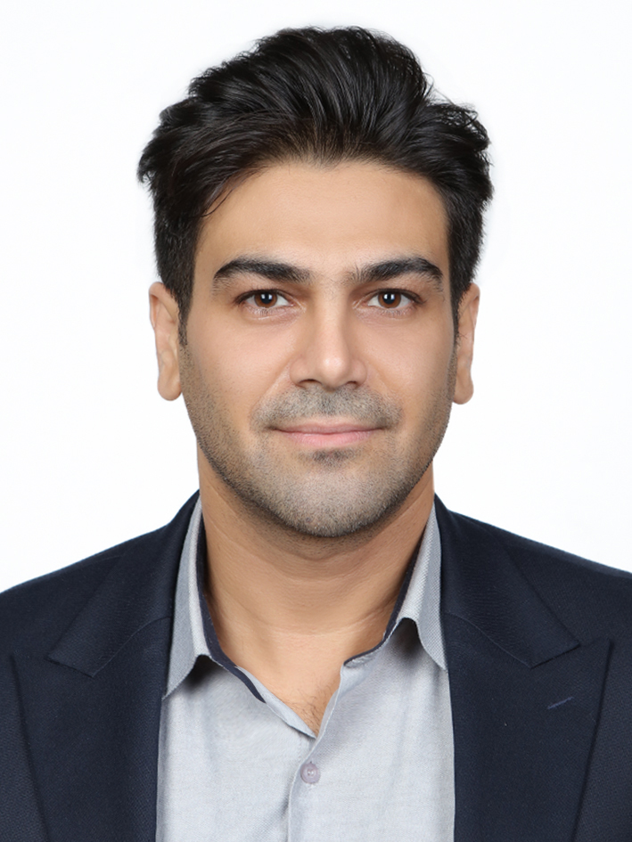 وکیل طالب آرمند